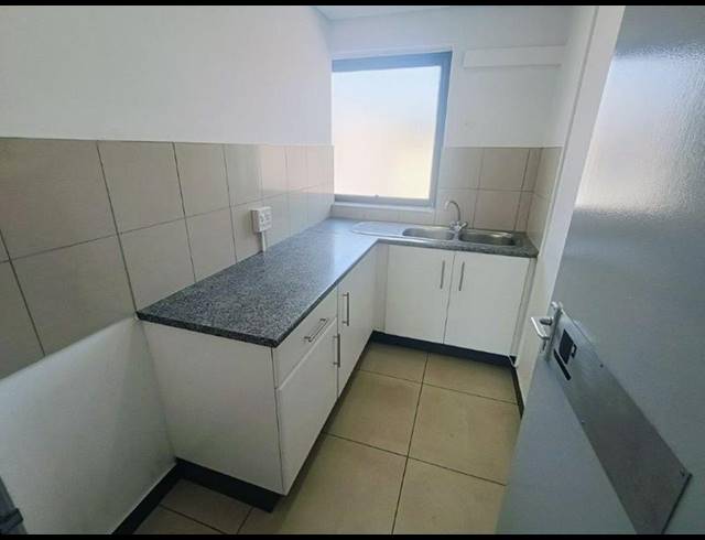 BUSINESS PROPERTY TO RENT IN RANDJESFONTEIN